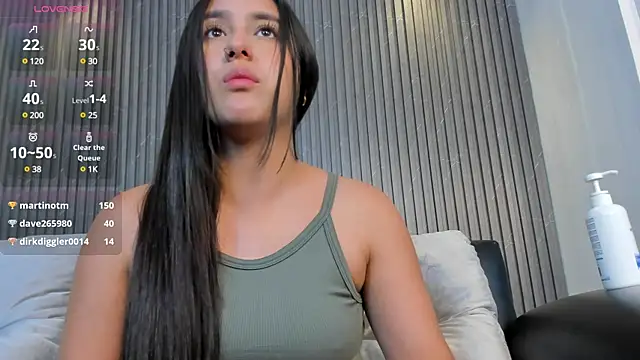 paulina sweett  online show from March 22, 3:42 pm