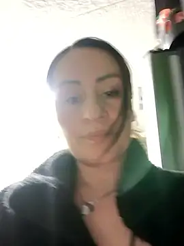 Snapshot of LuisaFernanda170823 chatting on December 17, 12:16 am LuisaFernanda170823 online show from December 17, 12:16 am