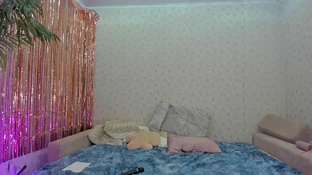 crystalnut online show from January 22, 2:26 am