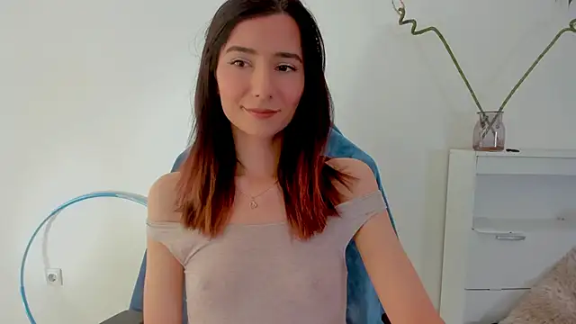 crystalnut online show from September 20, 3:29 am