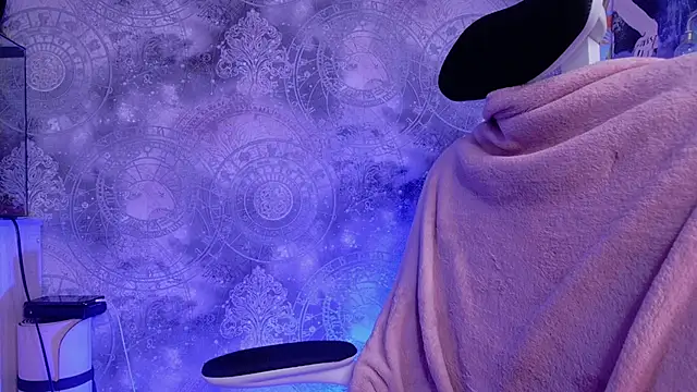 Snapshot of Sheila_Hill_ chatting on October 20, 11:21 am Sheila Hill online show from October 20, 11:21 am