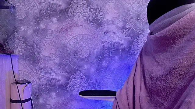 Snapshot of Sheila_Hill_ chatting on November 17, 6:57 pm Sheila Hill online show from November 17, 6:57 pm