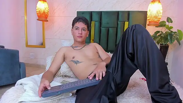 Levy Steve online show from September 14, 3:49 am