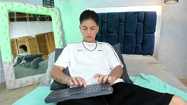 Levy Steve online show from November 21, 8:46 am