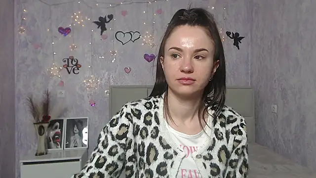 KaraCriegs online show from February 23, 9:59 pm