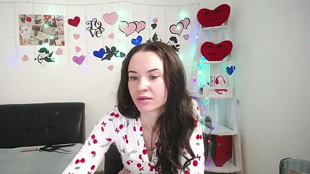 KaraCriegs online show from February 27, 3:58 am