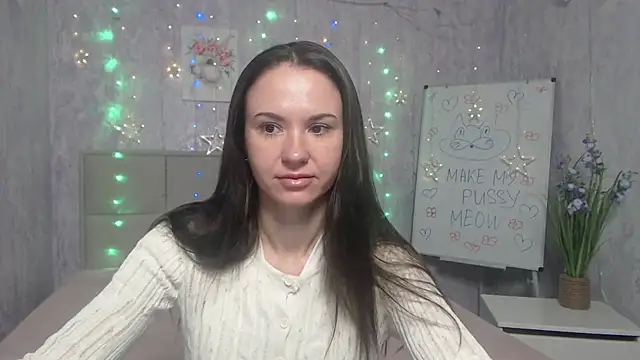 KaraCriegs online show from September 30, 5:51 pm