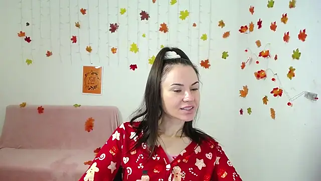 KaraCriegs online show from November 21, 6:39 pm