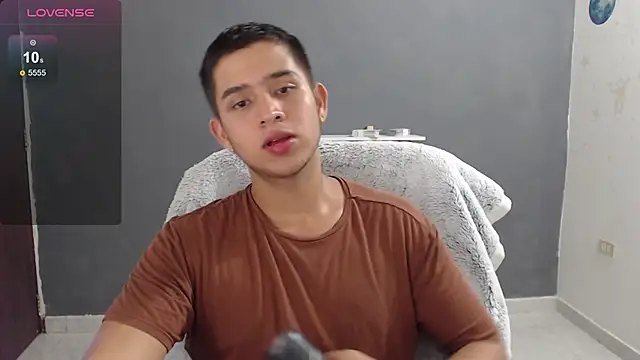 harold 18  online show from February 10, 8:00 pm