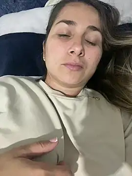 Snapshot of Iris_love18 chatting on February 27, 12:54 am Iris love18 online show from February 27, 12:54 am