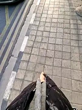 Snapshot of Ina_HotX chatting on December 2, 1:35 pm Ina HotX online show from December 2, 1:35 pm