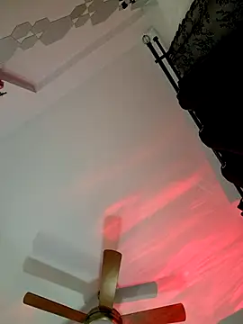 Snapshot of Ina_HotX chatting on December 8, 3:35 pm Ina HotX online show from December 8, 3:35 pm