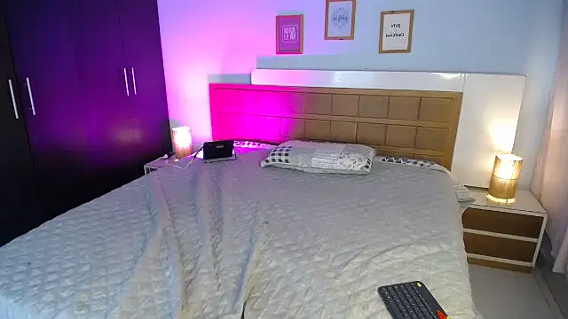 Snapshot of ShanonLe chatting on March 21, 3:46 pm ShanonLe online show from March 21, 3:46 pm