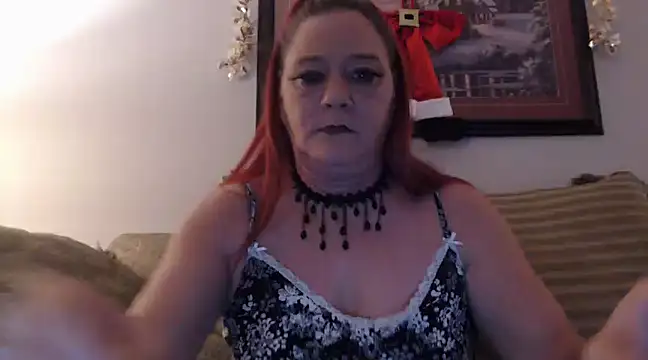 LexxiLeeds online show from December 9, 11:56 pm