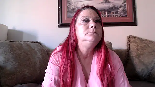 LexxiLeeds online show from October 5, 4:16 pm