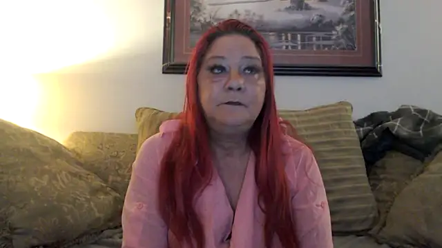 LexxiLeeds online show from October 10, 10:58 am