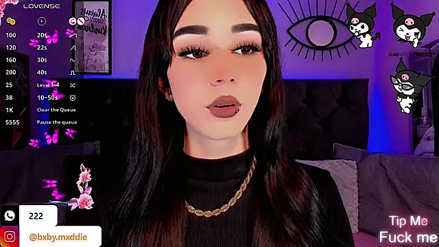 Snapshot of kimMaddiee chatting on October 5, 5:50 am kimMaddiee online show from October 5, 5:50 am