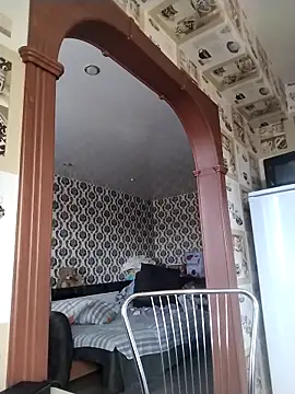 Lady nice cat online show from September 26, 2:37 am