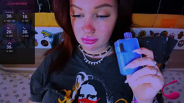 EllieOz online show from February 21, 1:11 pm