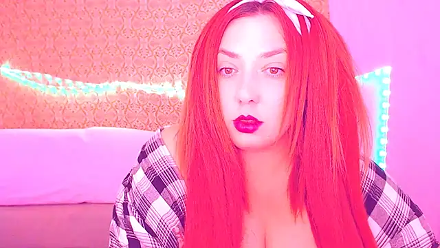 Snapshot of SecrettBela chatting on November 7, 1:05 am SecrettBela online show from November 7, 1:05 am