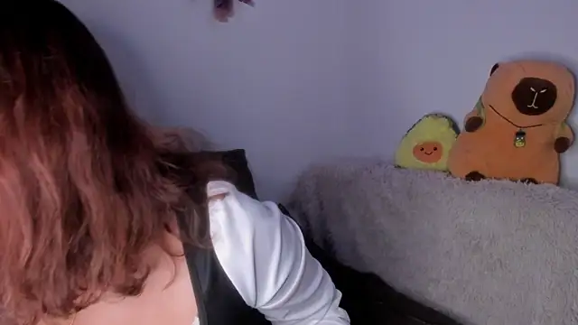 Snapshot of Violette-Ramirez01 chatting on September 18, 10:23 pm Violette-Ramirez01 online show from September 18, 10:23 pm