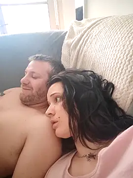 LauraBaby online show from March 22, 1:52 pm