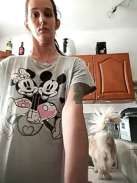 LauraBaby online show from October 1, 9:48 am