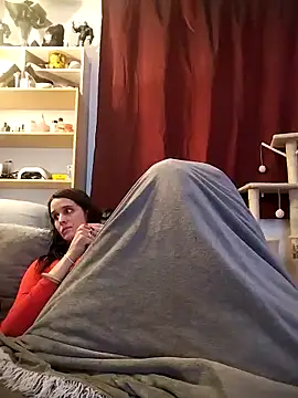 LauraBaby online show from October 27, 7:29 pm