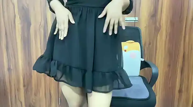 julie 08 online show from March 21, 8:39 am