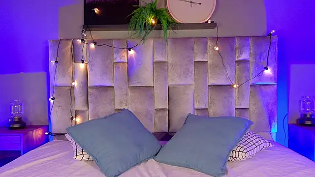 nahomi campbell online show from October 10, 7:35 pm