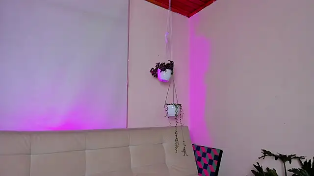 roselinedior online show from January 28, 4:30 pm