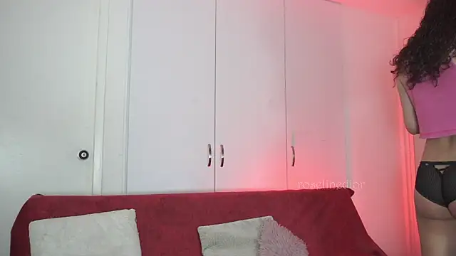 roselinedior online show from November 5, 1:55 pm