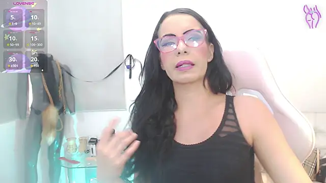 sasha mom69  online show from November 29, 3:48 pm