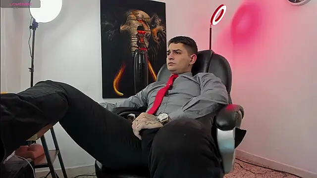 Nicolas Fellener online show from November 2, 6:05 am