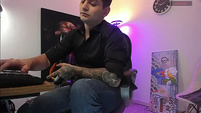 Nicolas Fellener online show from November 26, 3:07 am