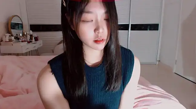 -Lucky Girl online show from February 20, 11:42 am