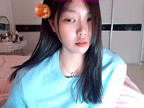 -Lucky Girl online show from February 21, 11:22 am