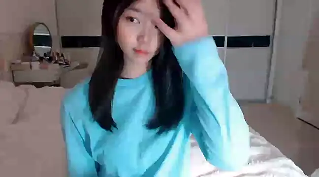 -Lucky Girl online show from March 10, 1:01 am