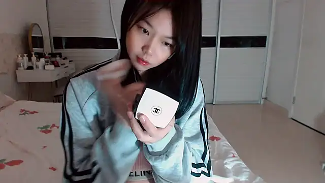 -Lucky Girl online show from September 9, 1:16 am