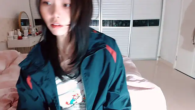 -Lucky Girl online show from November 30, 10:52 am