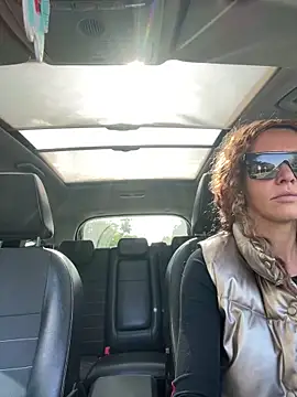 tmona1917 online show from October 2, 9:27 am