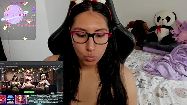 Snapshot of nerdgirl_314 chatting on December 30, 7:42 pm nerdgirl 314 online show from December 30, 7:42 pm