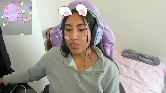 Snapshot of nerdgirl_314 chatting on January 19, 5:39 pm nerdgirl 314 online show from January 19, 5:39 pm