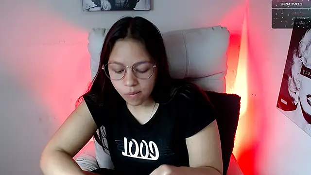 SamanthaRoldaan online show from February 3, 4:20 pm