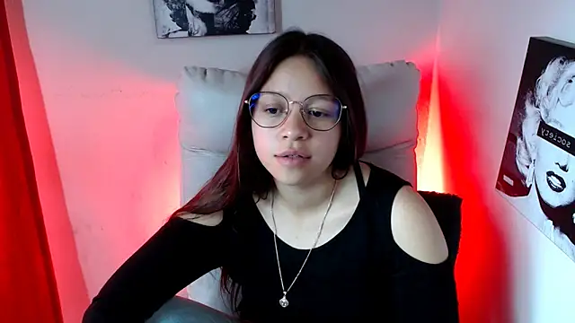 SamanthaRoldaan online show from February 10, 4:25 pm