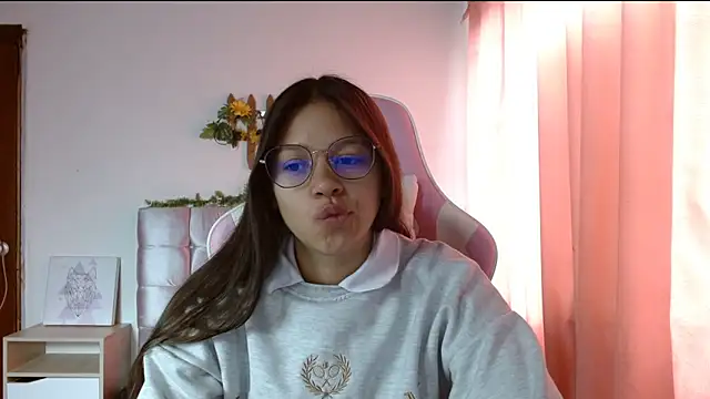 SamanthaRoldaan online show from February 13, 2:42 pm