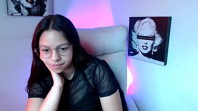 SamanthaRoldaan online show from March 15, 2:45 pm