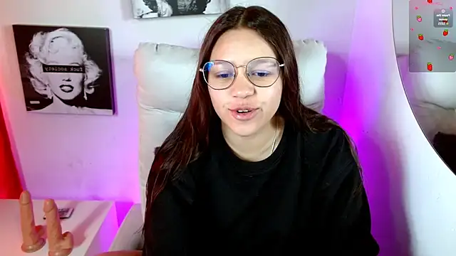 SamanthaRoldaan online show from October 1, 12:44 pm