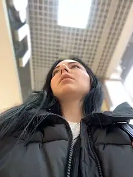 Snapshot of naughty_lucifer chatting on December 18, 11:34 am naughty lucifer online show from December 18, 11:34 am