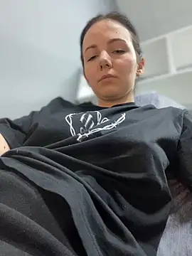 Snapshot of naughty_lucifer chatting on December 24, 9:39 am naughty lucifer online show from December 24, 9:39 am